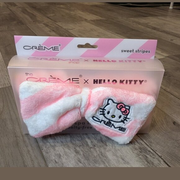 Crème x Hello Kitty Plushy Spa Headband - Vegan & Cruelty-Free, New in Box - Picture 4 of 7